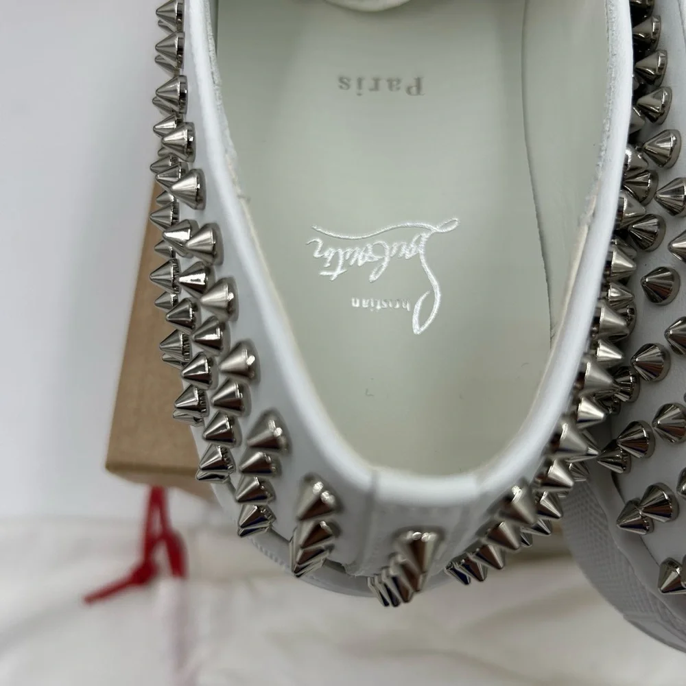 Men's Christian Louboutin roller boat spike sneakers size 42 made in Italy